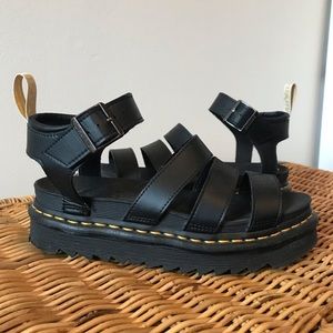 Dr. Marten’s Blaire Sandals (Black, Size 8)